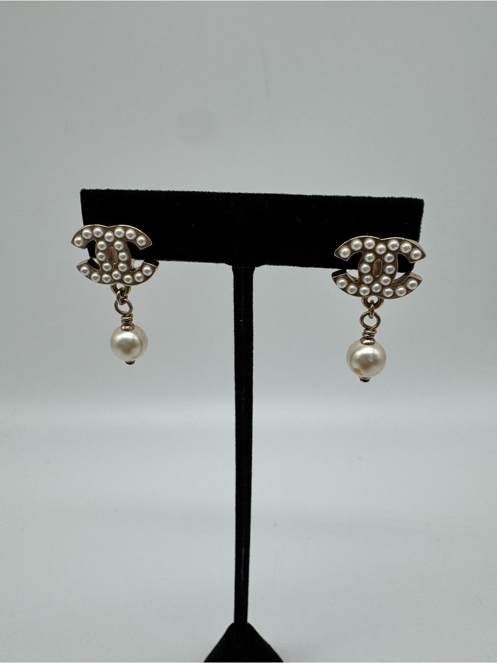 CHANEL Gold-Tone CC Logo Pearl Drop Earrings